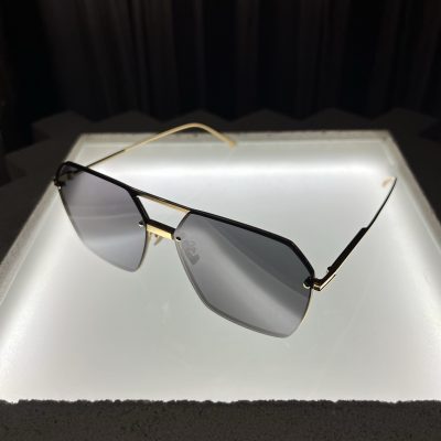 Окуляри сонцезахисні BOTTEGA VENETA BV1045S 001 61 15 145