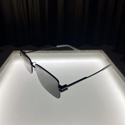 Окуляри сонцезахисні BOTTEGA VENETA BV1126S 001 58 15 145 L - Зображення 3
