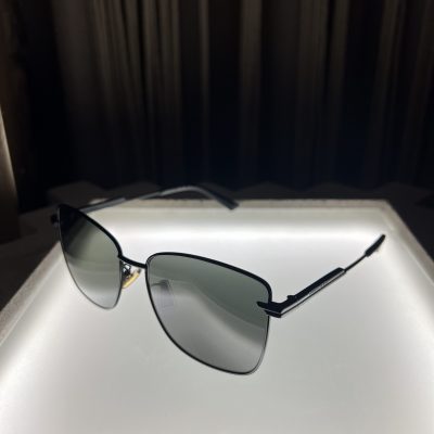 Окуляри сонцезахисні BOTTEGA VENETA BV1237S 001 57 16 145 L - Зображення 3