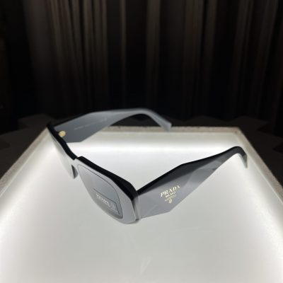 Окуляри сонцезахисні PRADA PR 17WS 11N09T 49 - Зображення 5